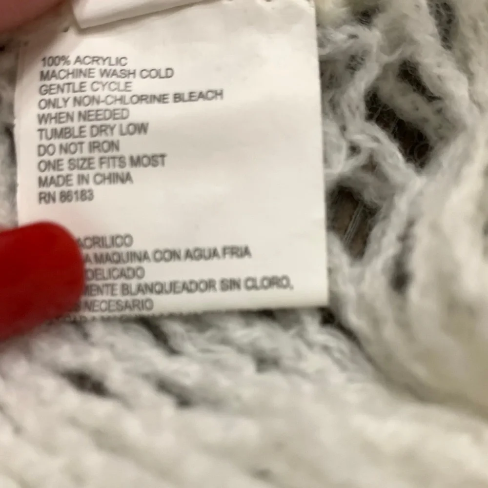 Off white knitted infinity scarf